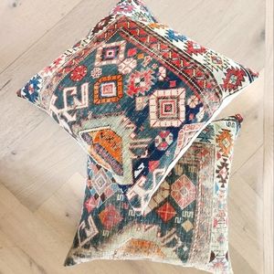 Set of 2 custom throw pillows